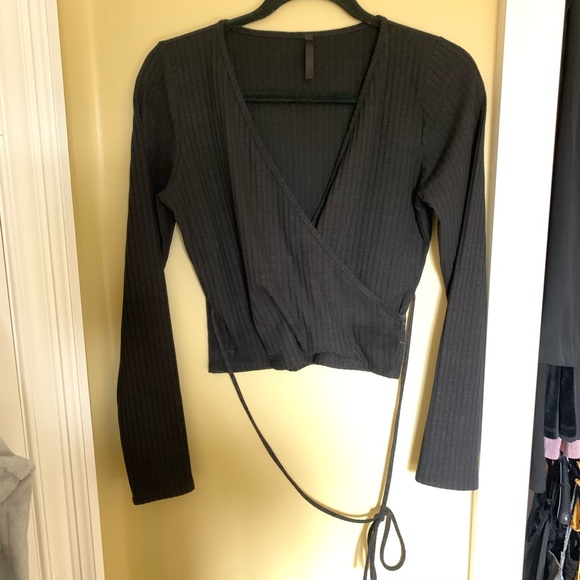 Long Sleeve Wrap Crop Top - Picture 1 of 2